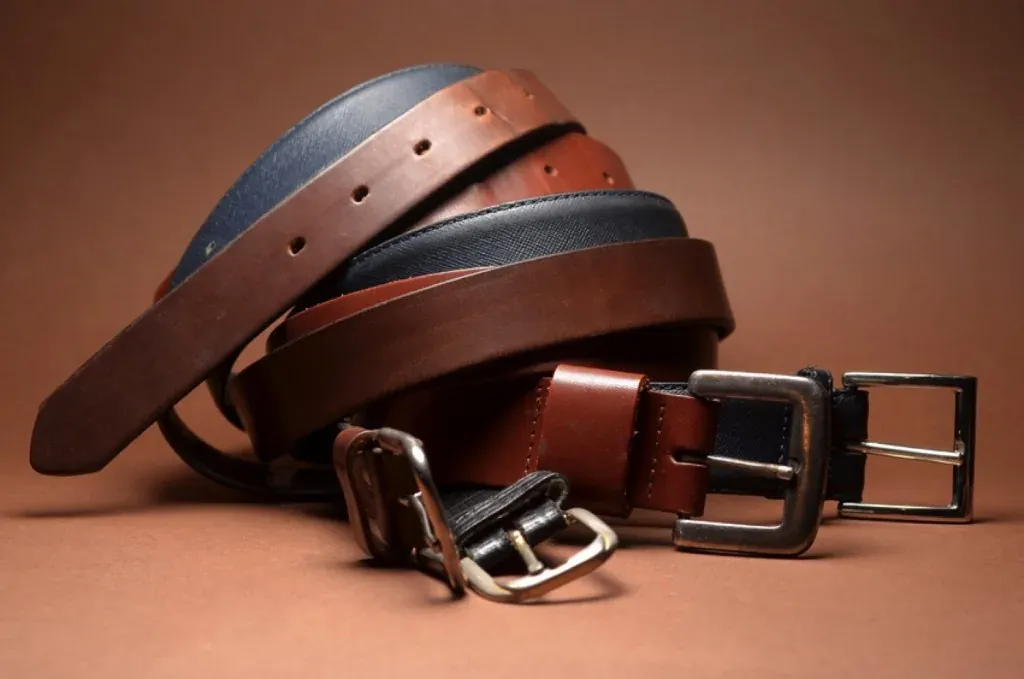Articles de maroquinerie en cuir